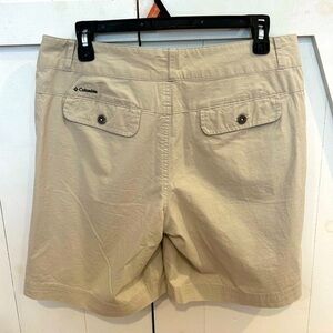 Columbia Omni shade women's athletic shorts